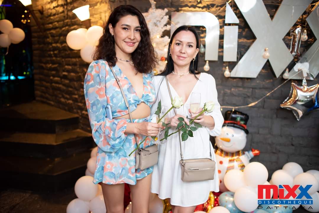 mixx231011.jpg