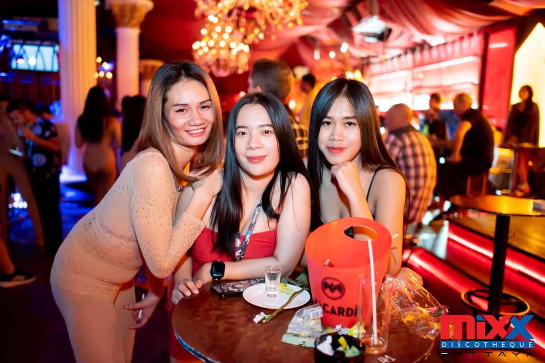 mixx231021.jpg