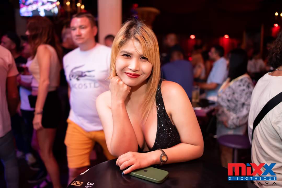 mixx231024.jpg