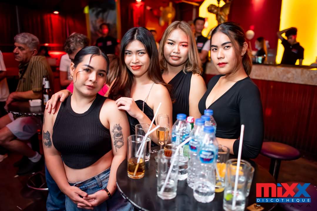 mixx231077.jpg