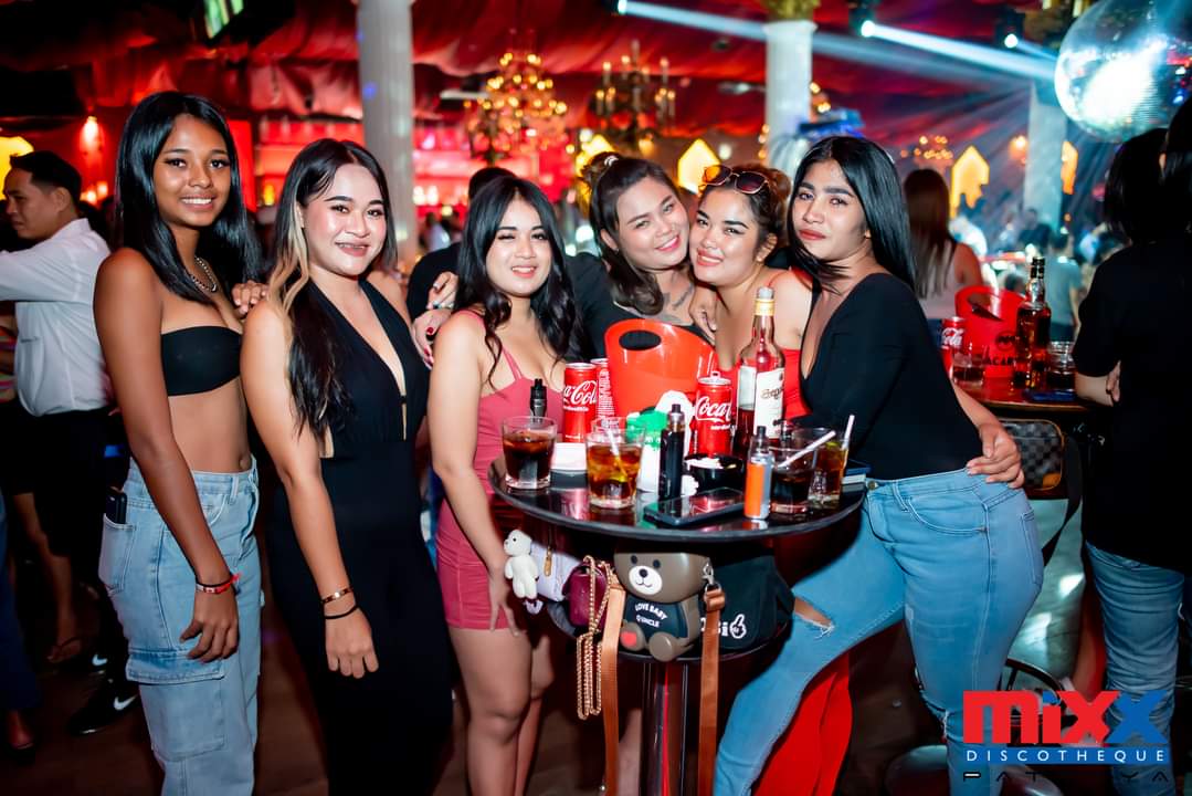 mixx231135.jpg