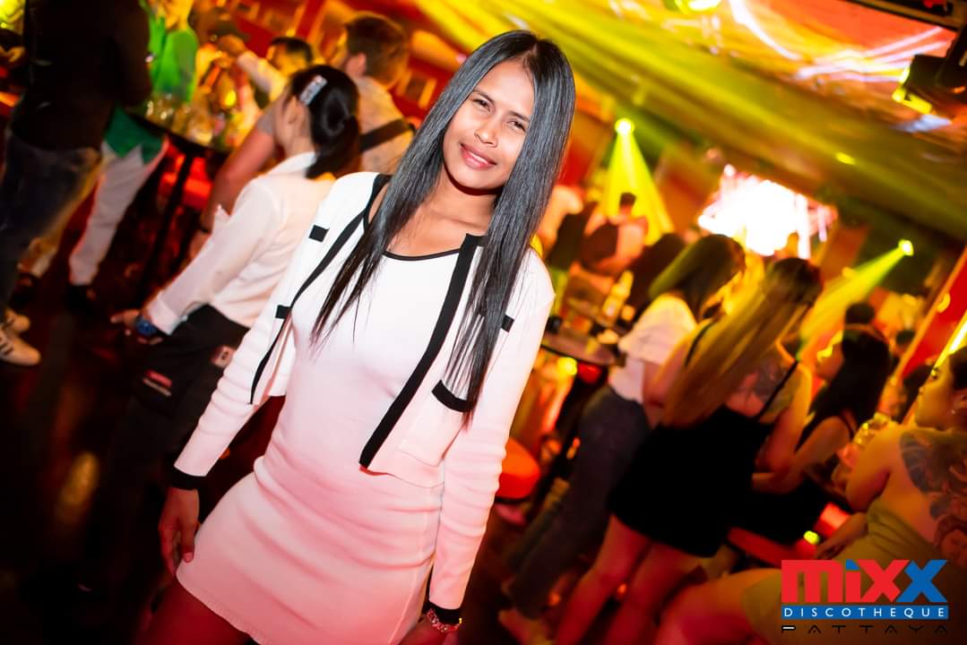 mixx231198.jpg