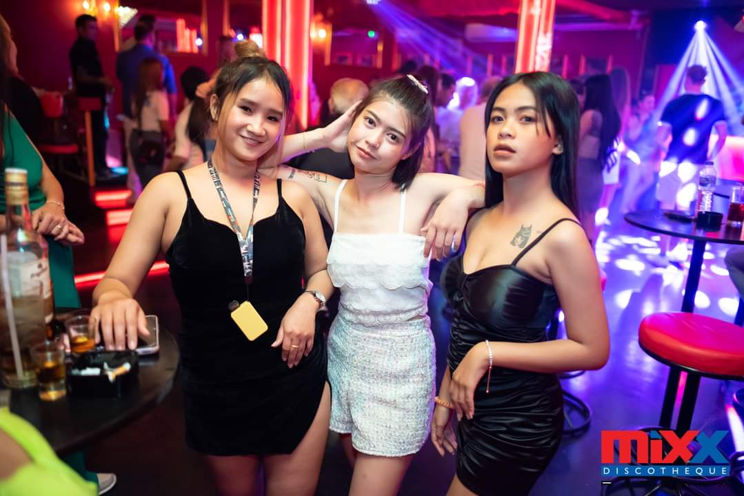 mixx231271.jpg
