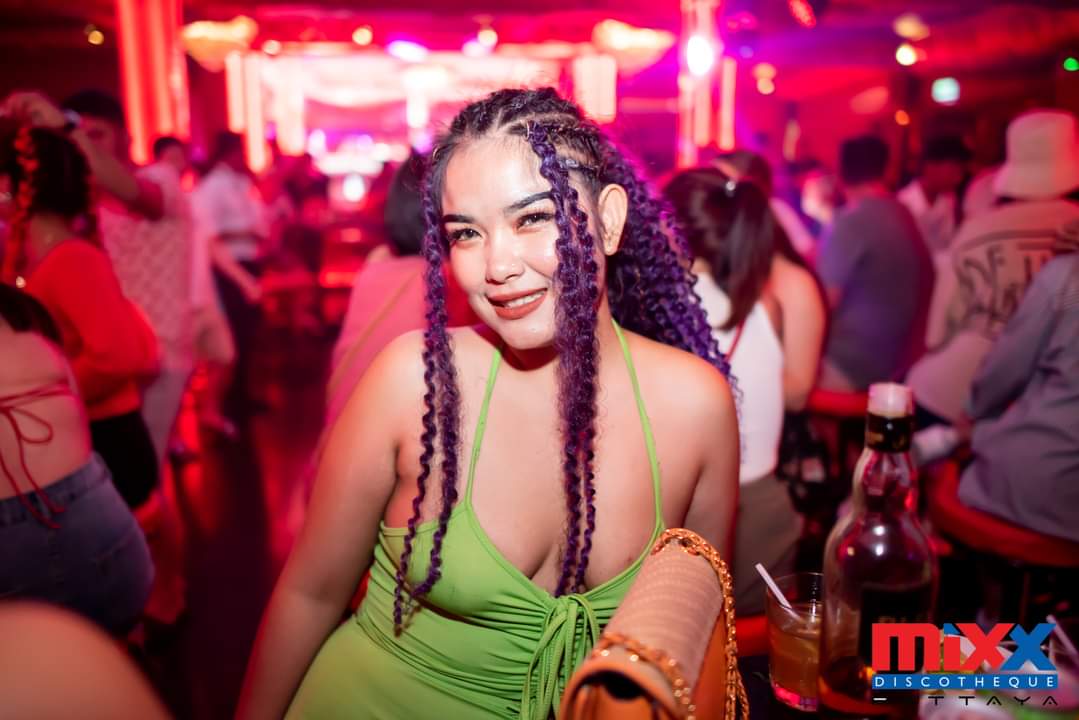 mixx232028.jpg