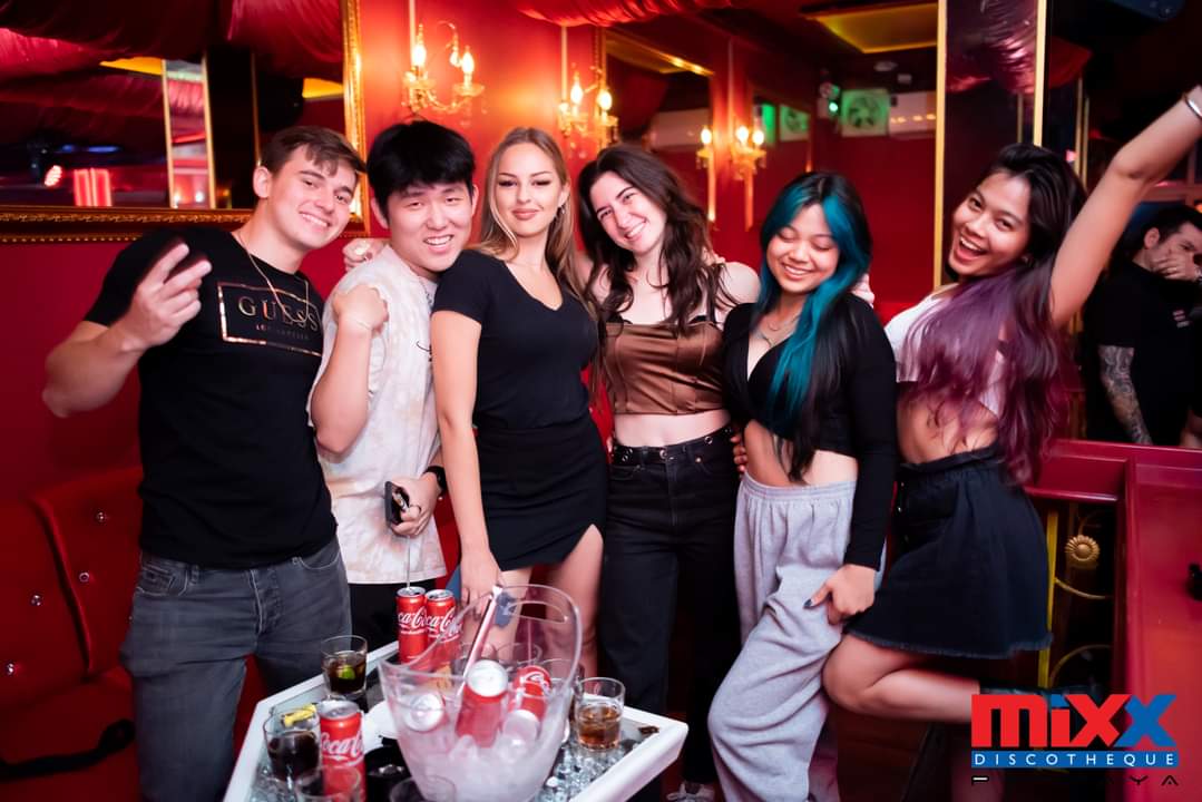 mixx232246.jpg