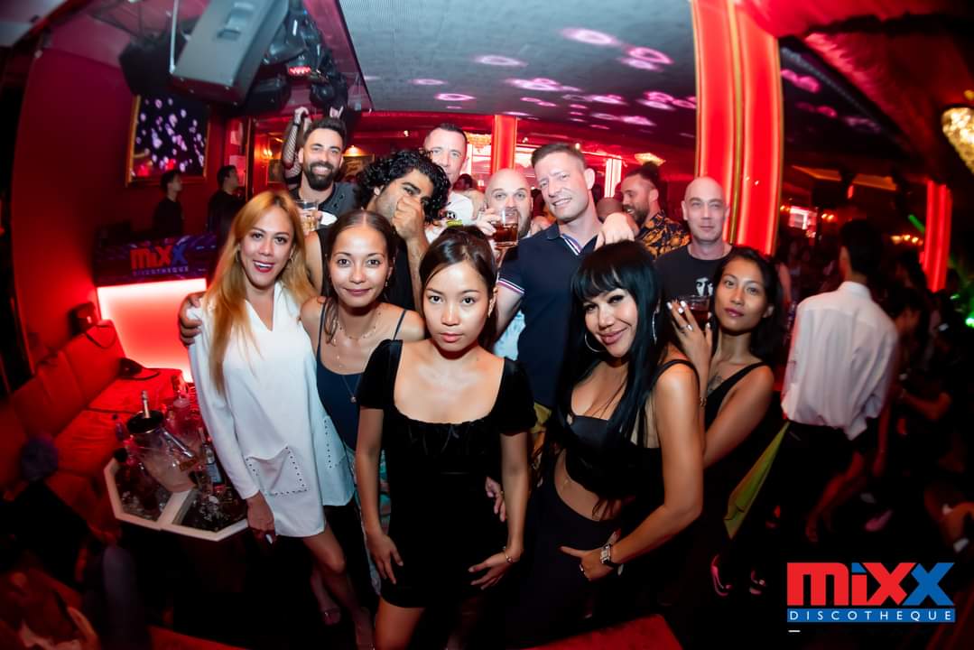 mixx232266.jpg