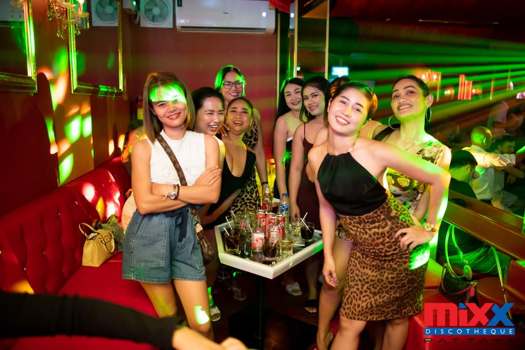 mixx232298.jpg