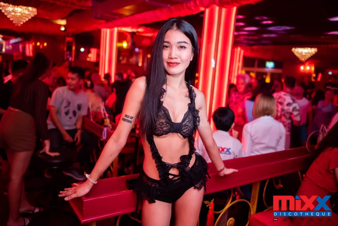 mixx233059.jpg