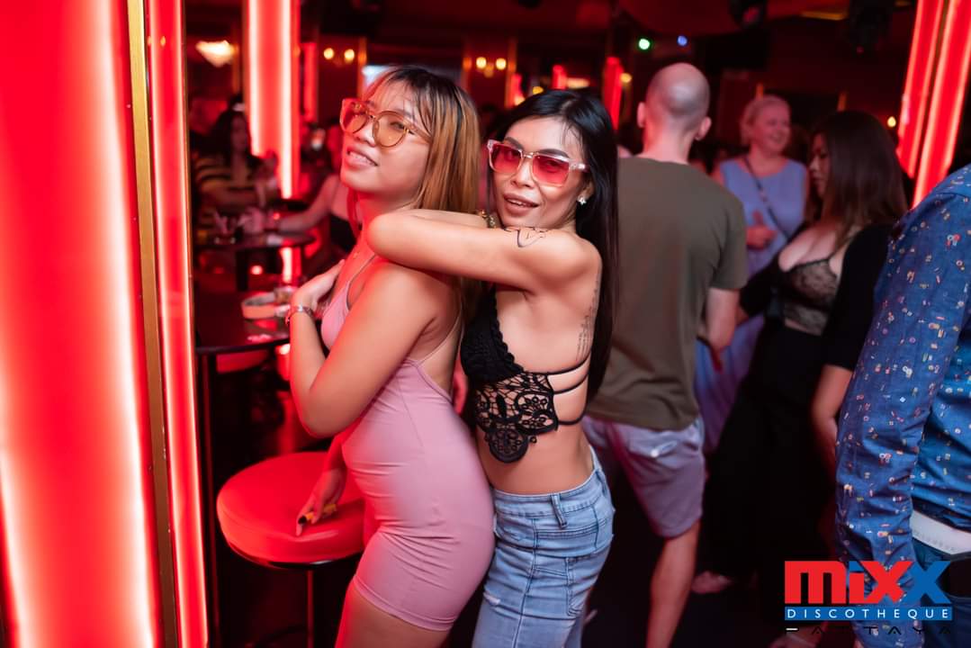 mixx233116.jpg