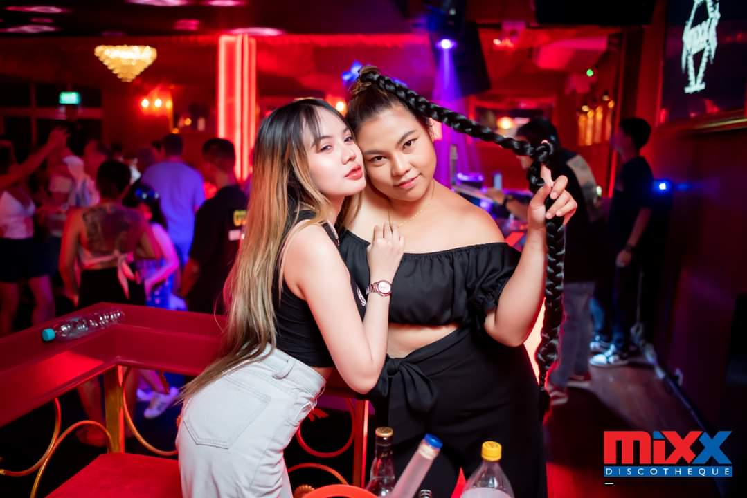 mixx233230.jpg