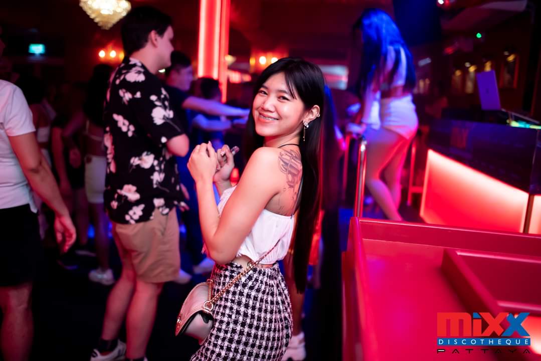 mixx233276.jpg