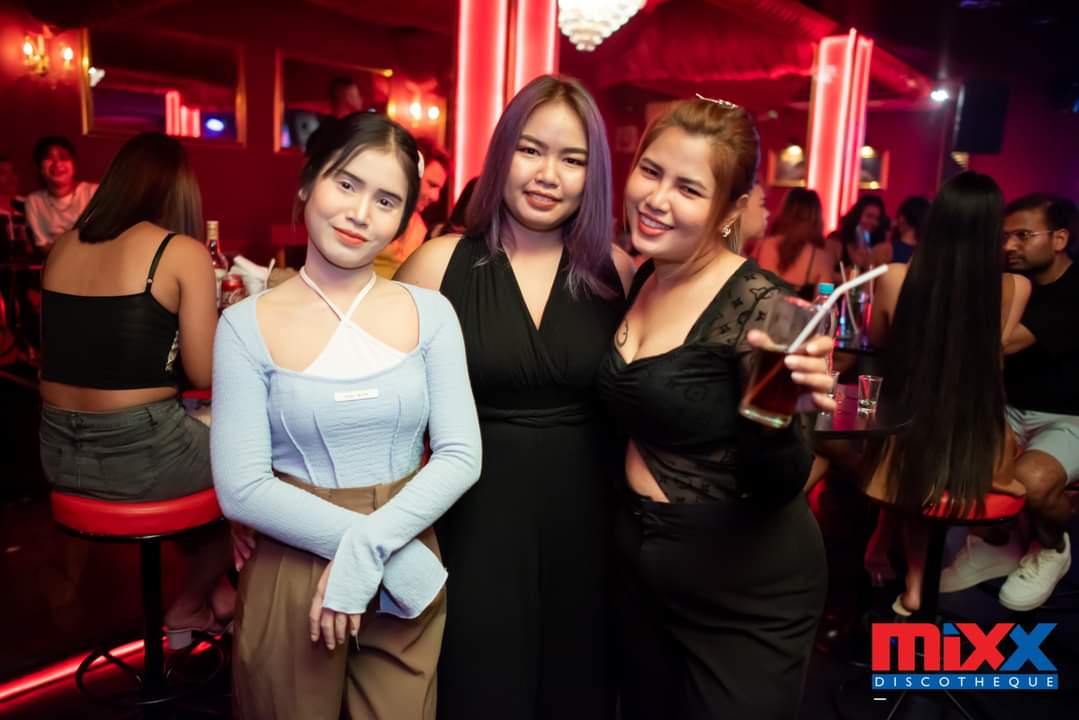 mixx233282.jpg