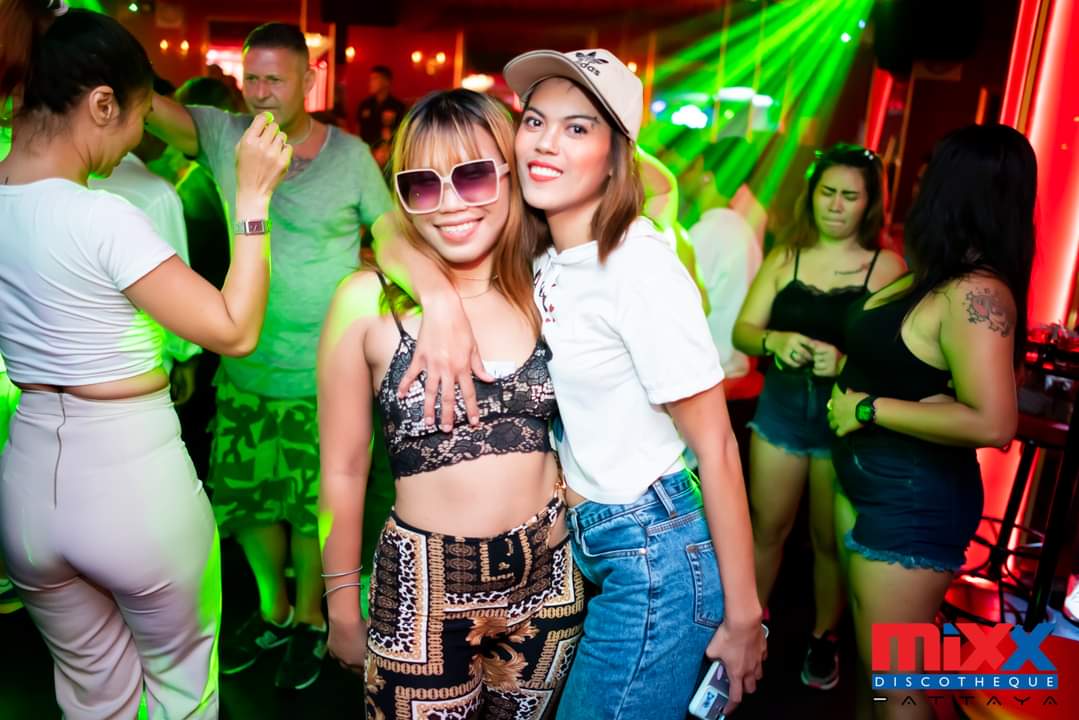 mixx233291.jpg
