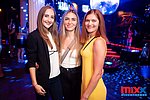 mixx231042.jpg